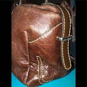 Dissona leather bag